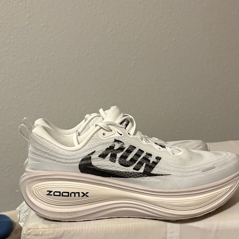Men’s Nike Vomero plus  White Athletic Shoes
